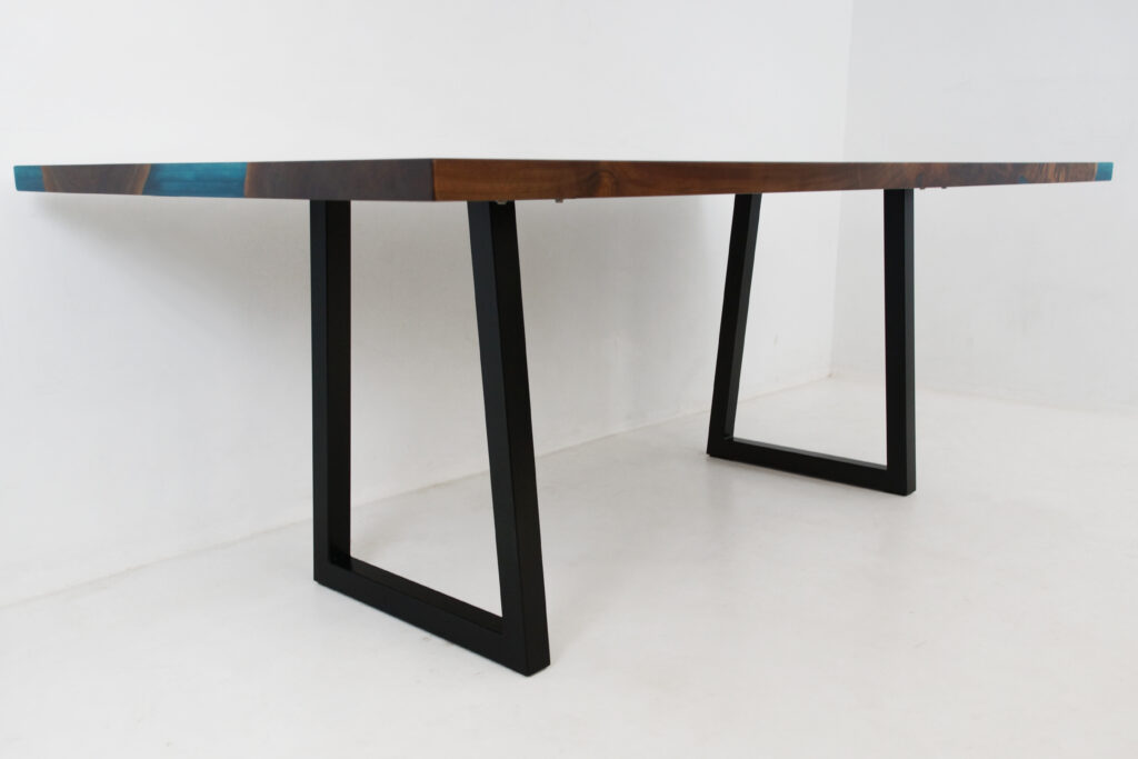 http://LED%20Epoxy%20Dining%20Table%202343%204