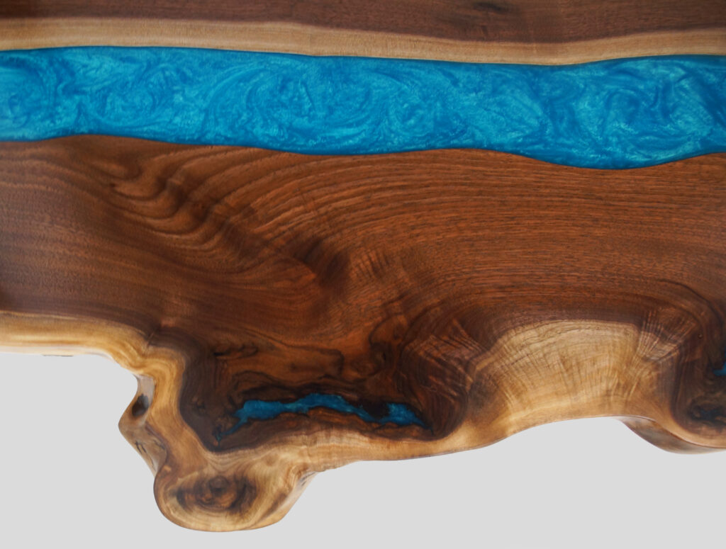 http://Live%20Edge%20Epoxy%20Shelves%202344%208