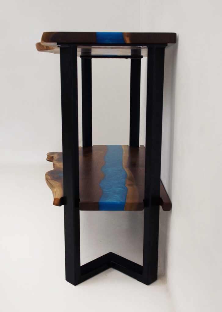http://Live%20Edge%20Epoxy%20Shelves%202344%204