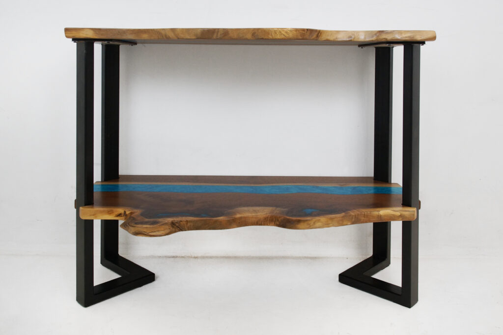 http://Live%20Edge%20Epoxy%20Shelves%202344%203