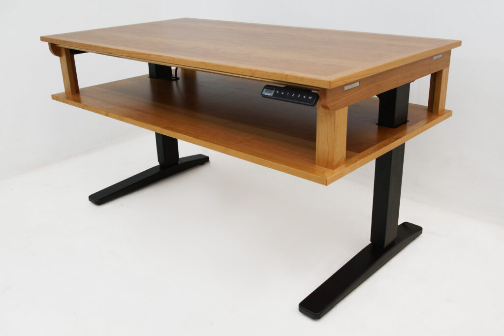 http://Height%20Adjustable%20Standing%20Animation%20Desk%20With%20Interchangeable%20Panels%200051%208