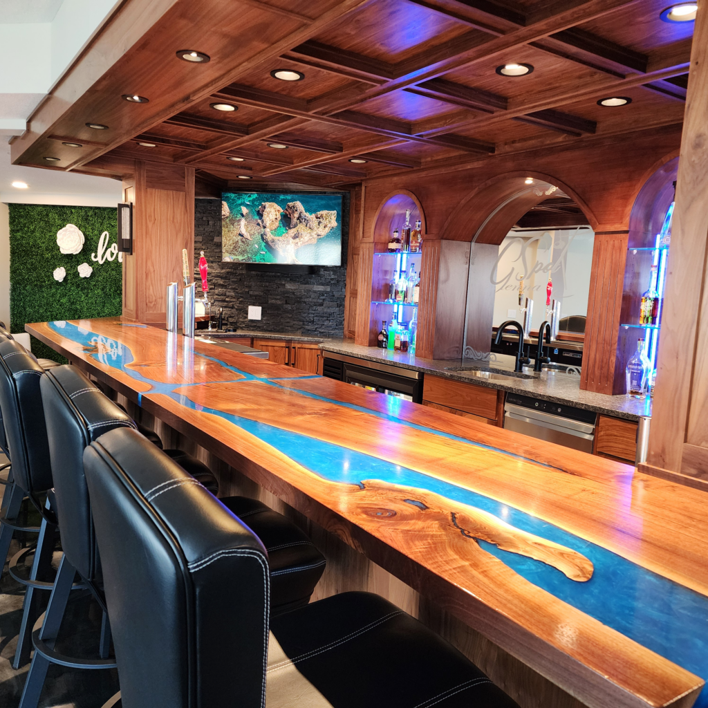 http://LED%20Lit%20Custom%20River%20Countertops%2019