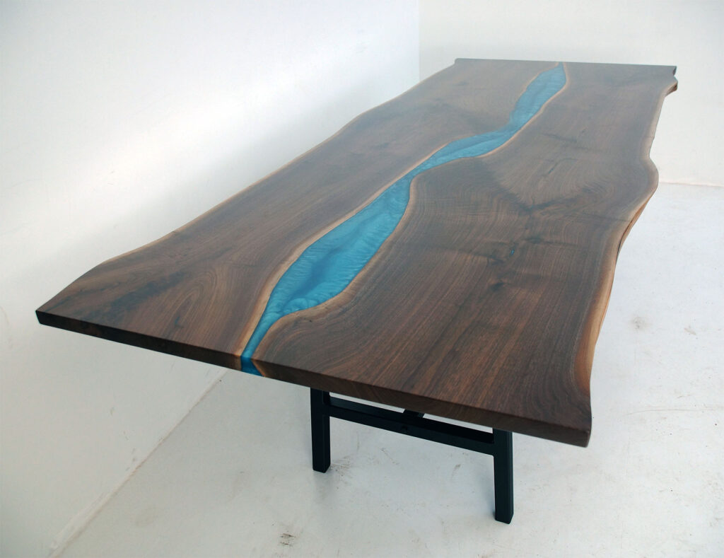 http://Walnut%20Dining%20Room%20Table%20With%20Blue%20Epoxy%20Resin%20River%207