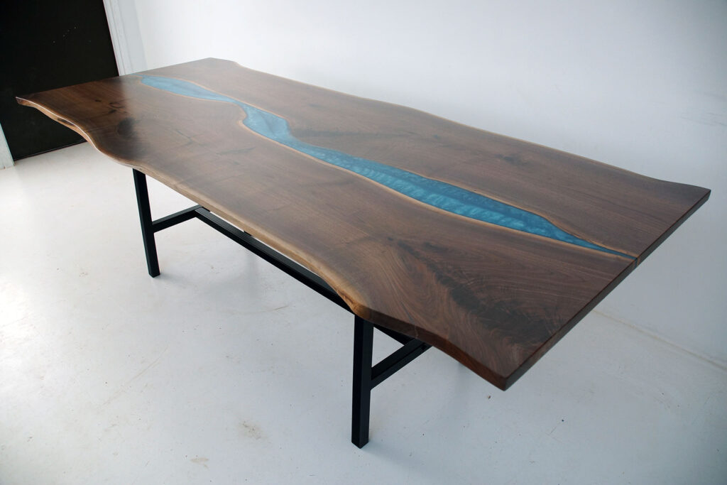 http://Walnut%20Dining%20Room%20Table%20With%20Blue%20Epoxy%20Resin%20River%206