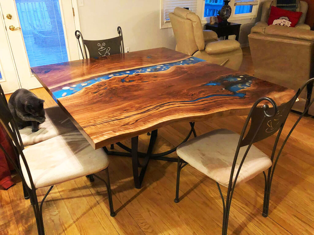 http://Live%20Edge%20Walnut%20Blue%20River%20Table%20With%20Embedded%20Seashells%201