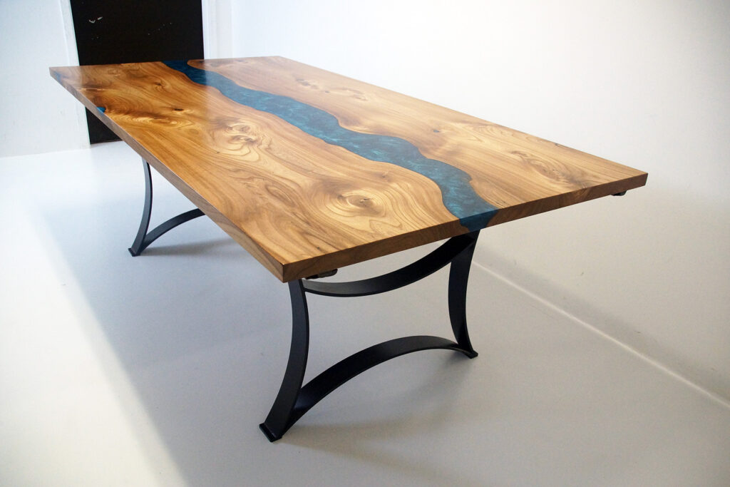 http://Extendable%20Elm%20Dining%20Room%20River%20Table%202