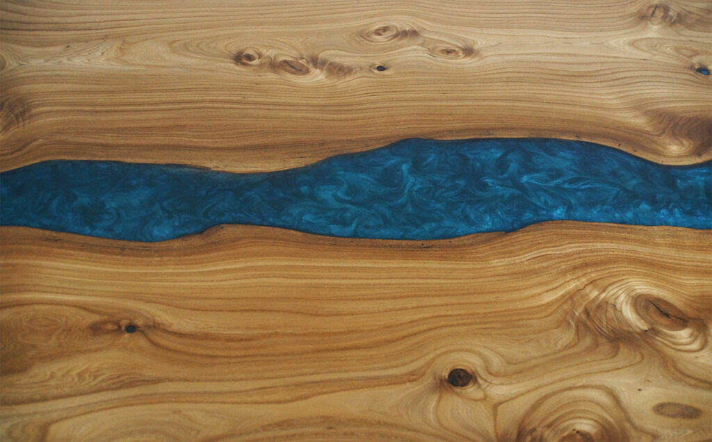 http://Extendable%20Elm%20Dining%20Room%20River%20Table%2014