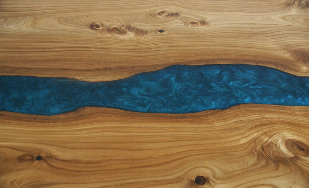 http://Extendable%20Elm%20Dining%20Room%20River%20Table%2012