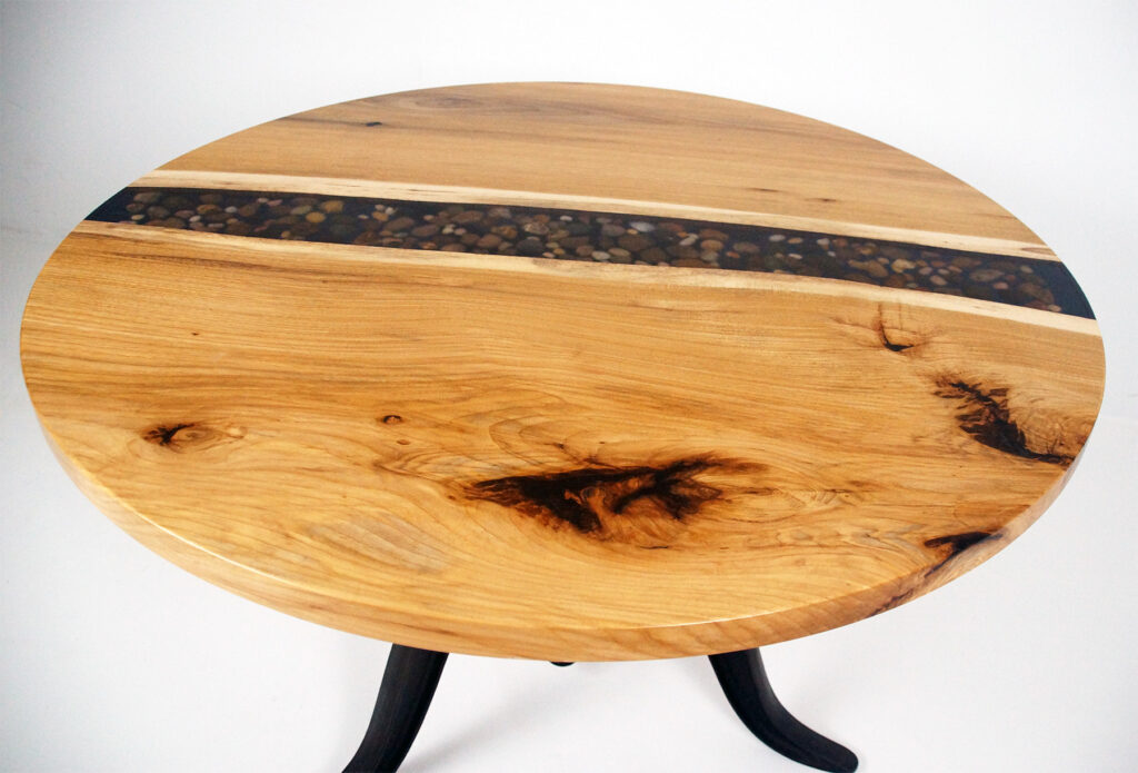http://Round%20River%20Rock%20Kitchen%20Table%203