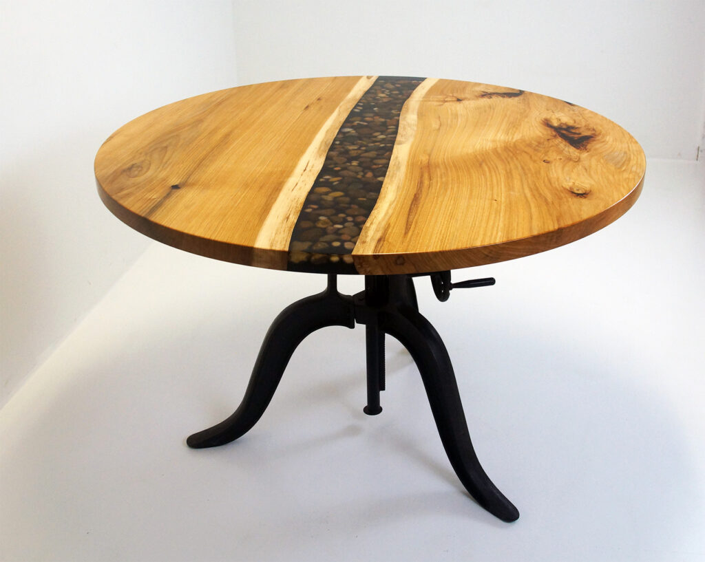 http://Round%20River%20Rock%20Kitchen%20Table%201
