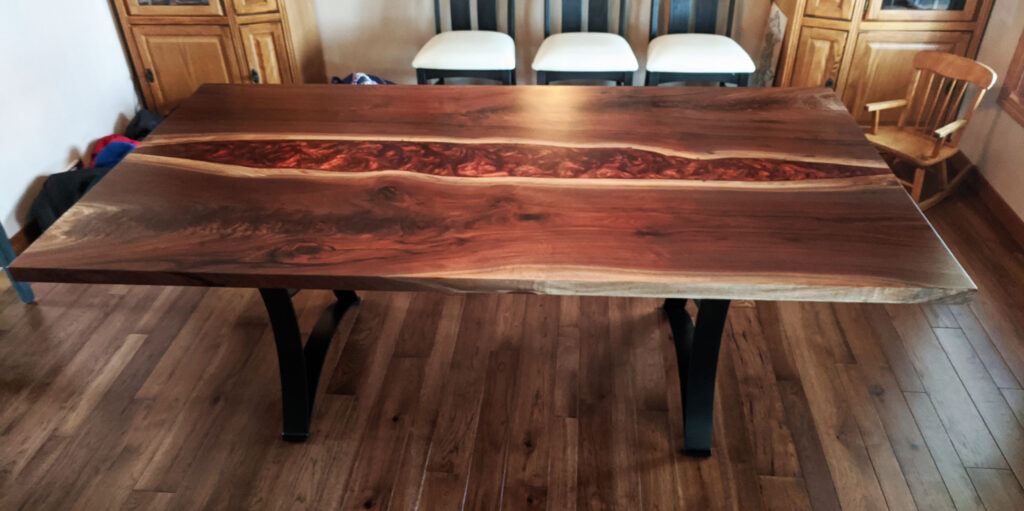 http://Walnut%20Copper%20And%20Black%20River%20Dining%20Table%2010