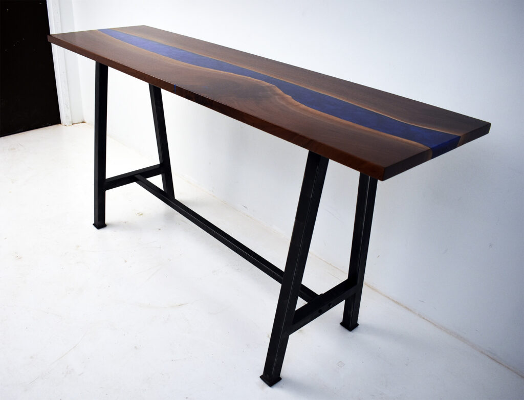 http://Epoxy%20Resin%20River%20Sofa%20Table%20With%20Dual%20Pour%20Blues%207
