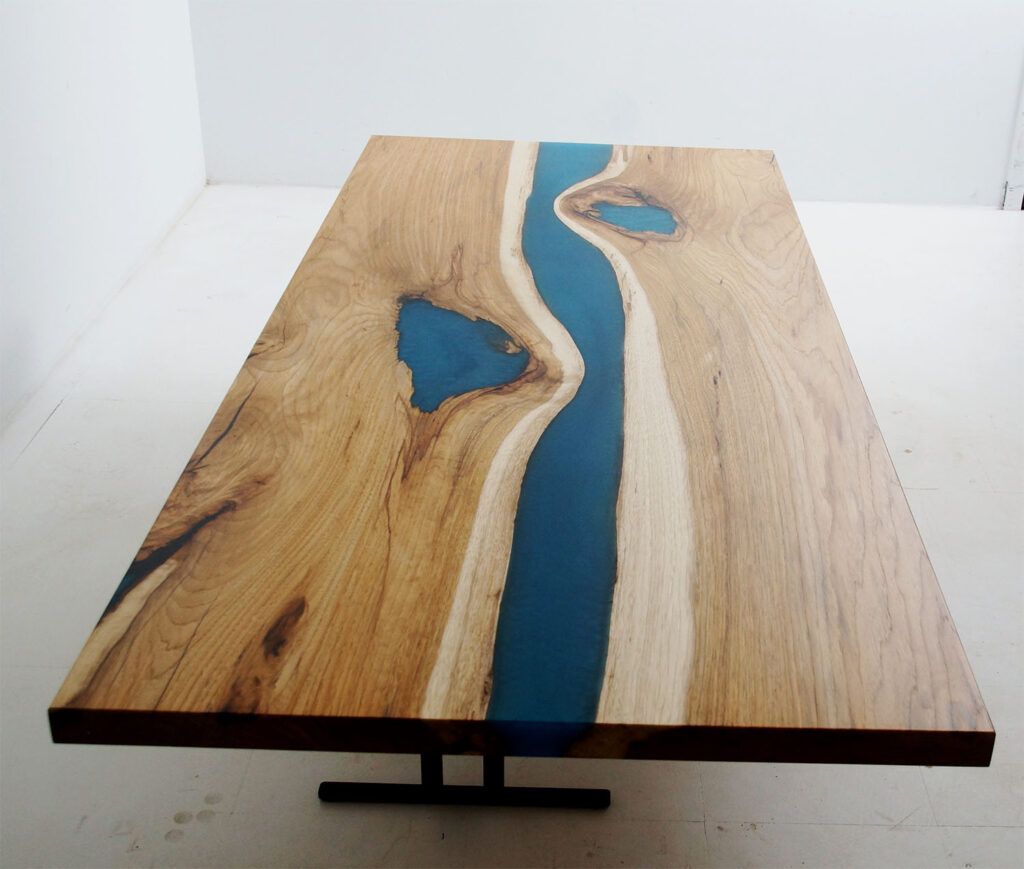 http://Hickory%20Counter%20Top%20With%20A%20Teal%20River%203