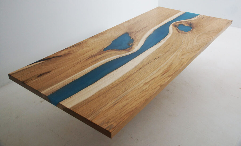 http://Hickory%20Counter%20Top%20With%20A%20Teal%20River%201