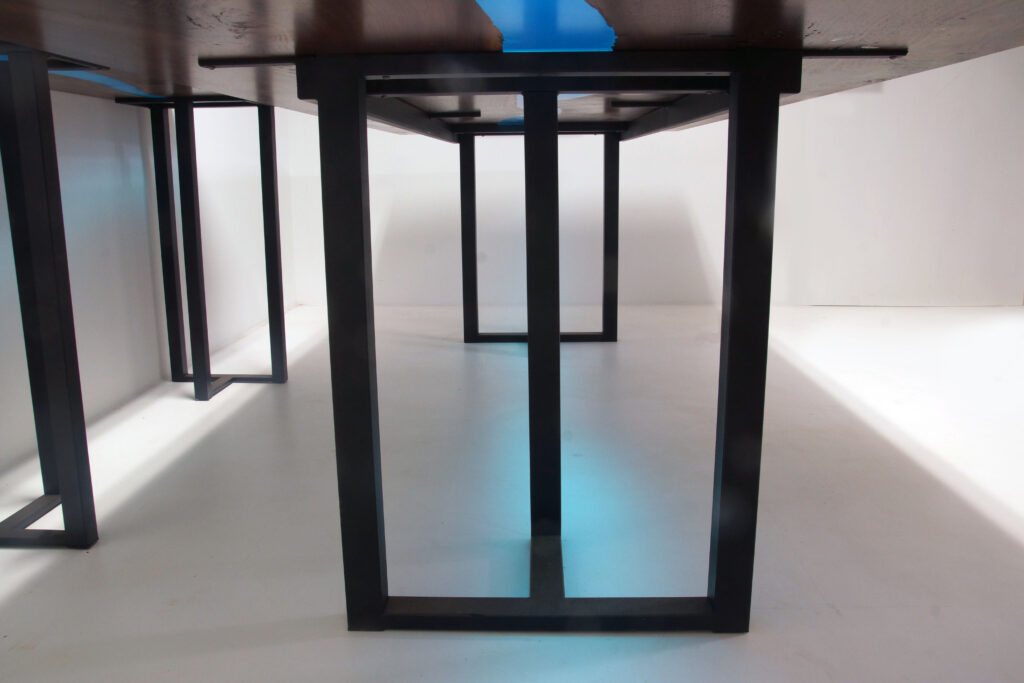 http://Blue%20Epoxy%20River%20Dining%20Table%20Matching%20Console%20Table%20With%20Turquoise%203