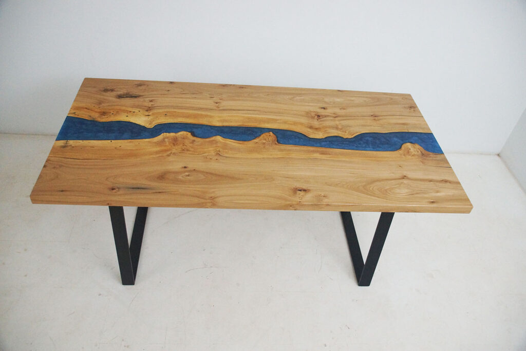 http://Elm%20Kitchen%20Table%20With%20Blue%20Epoxy%20Resin%20River%204