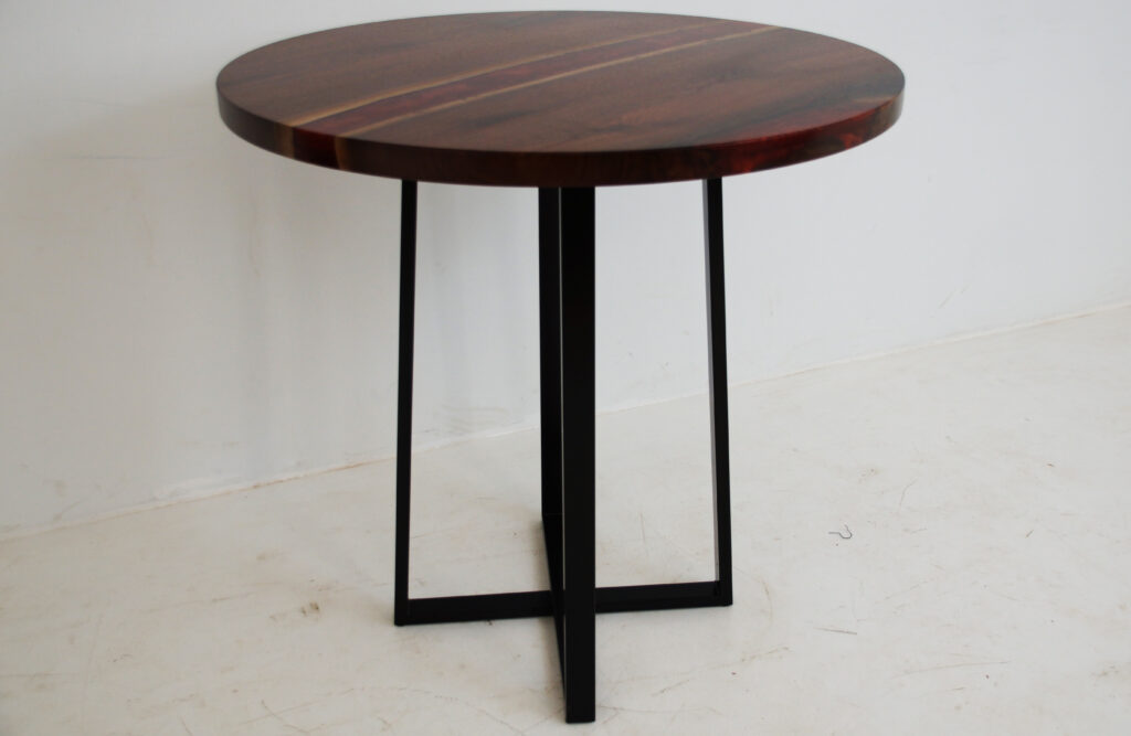 http://Small%20Round%20River%20Side%20Table%201