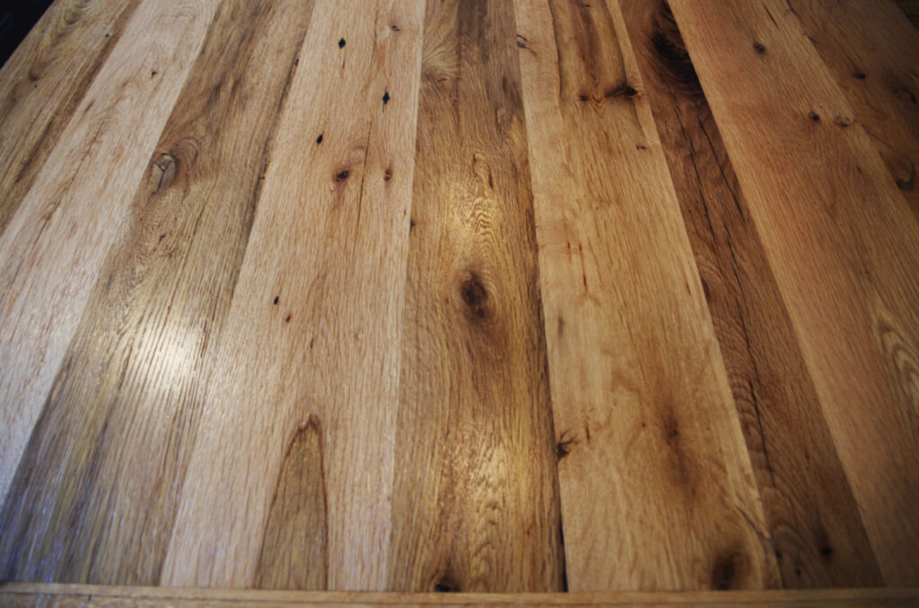 http://Kitchen%20Island%20&%20Countertop%20With%20A%20Barn%20Wood%20Table%20Top%205