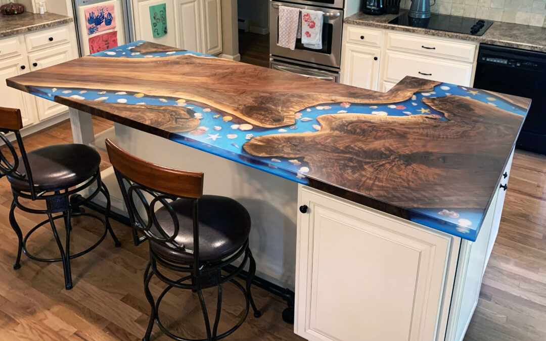 L-Shaped River Kitchen Island Countertop With Seashells