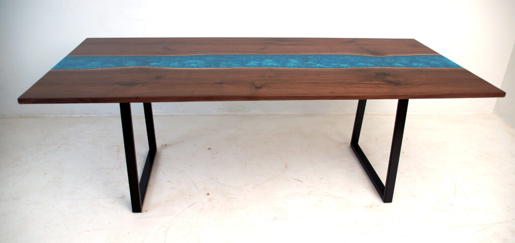 http://Walnut%20Blue%20River%20Dining%20Room%20Table%203
