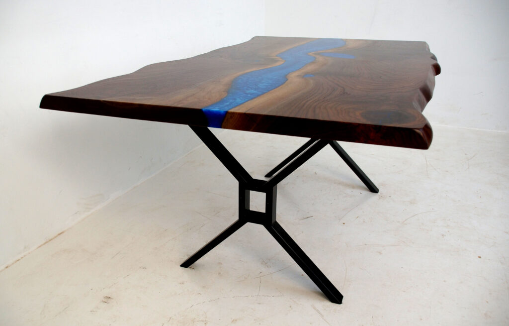 http://Live%20Edge%20Dining%20Room%20Table%20With%20Deep%20Blue%20Resin%20River%207