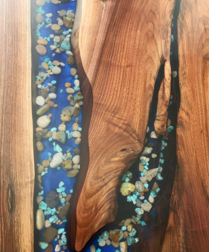 http://Wood%20And%20Resin%20Dining%20Table%20With%20Embedded%20Rocks%20And%20Turquoise%209