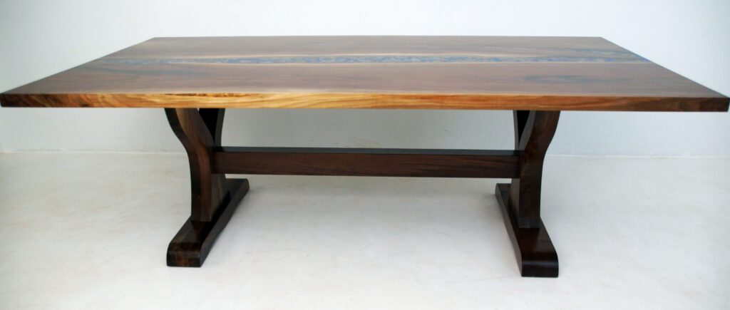 http://Wood%20And%20Resin%20Dining%20Table%20With%20Embedded%20Rocks%20And%20Turquoise%205