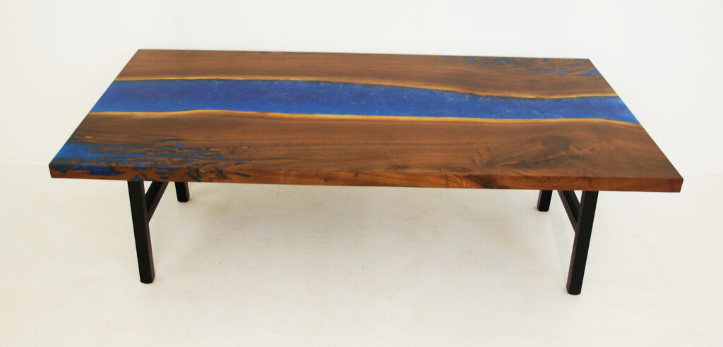 http://Coffee%20Table%20With%20Blue%20Resin%20River%202