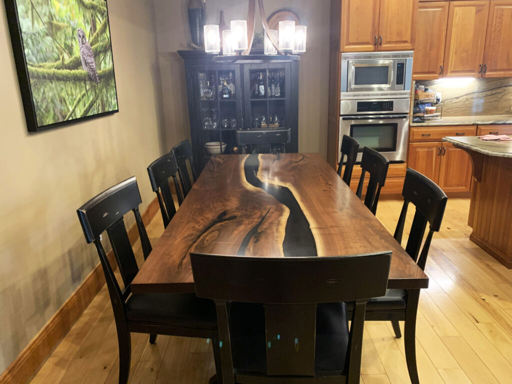 http://Two%20Layered%20Black%20Resin%20River%20Dining%20Table%207
