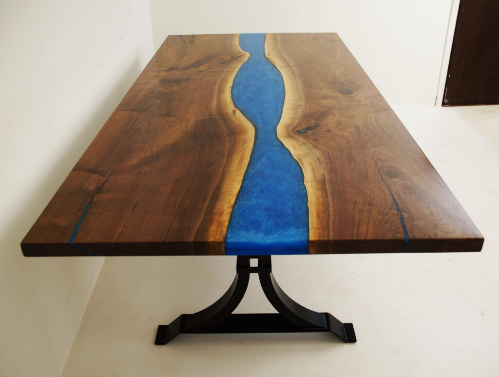 http://Walnut%20River%20Dining%20Table%20With%20Blue%20Epoxy%202