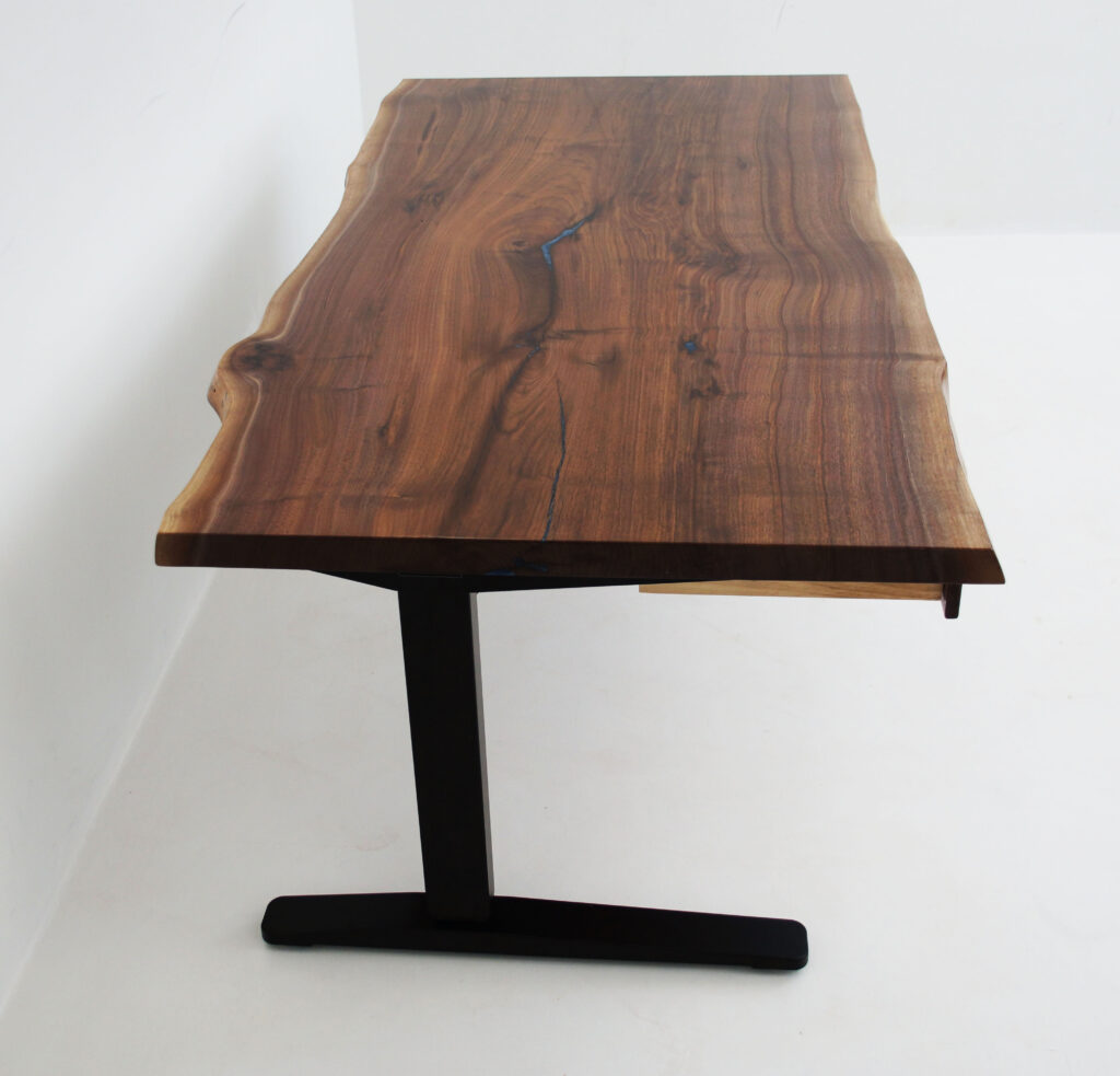 http://Ergonomic%20Live%20Edge%20Desk%20With%20Two%20Drawers%207