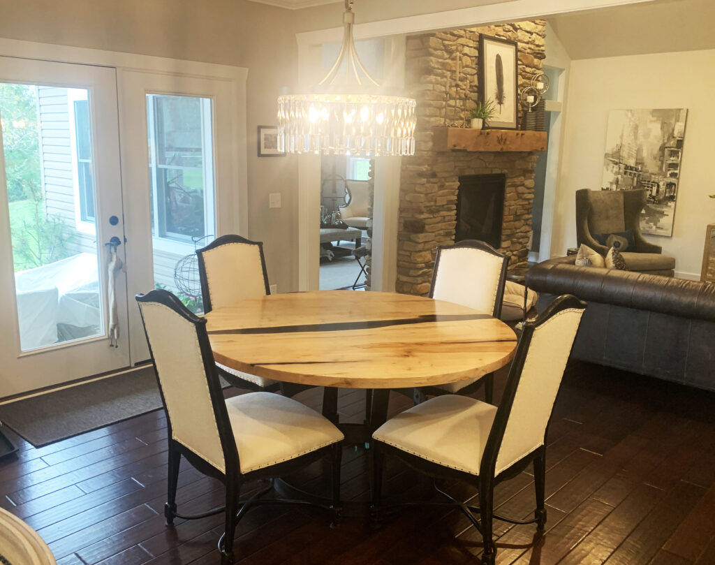 http://Round%20Epoxy%20&%20Ambrosia%20Maple%20River%20Dining%20Table%208