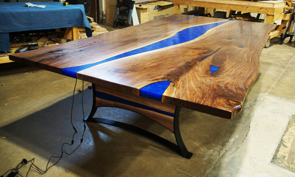 http://Live%20Edge%2011%20Foot%20Dining%20Room%20Table%20With%20LED%20Lit%20River%201