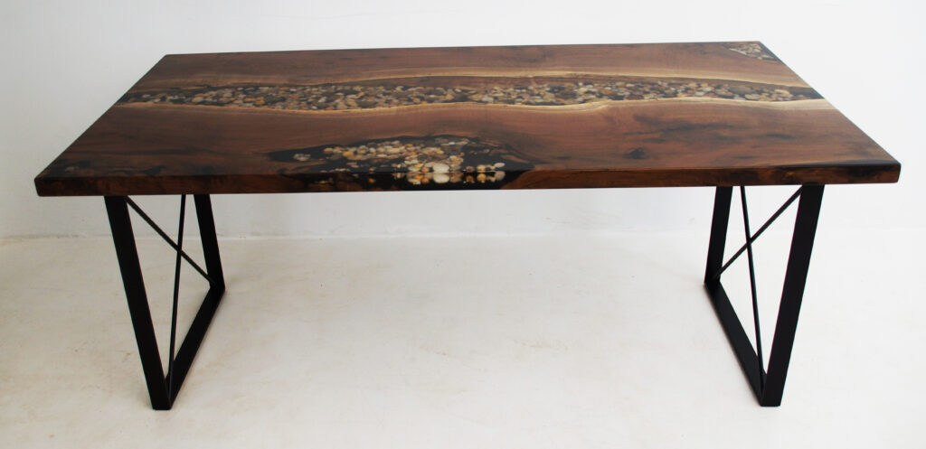 http://Walnut%20River%20Rock%20Desk%206