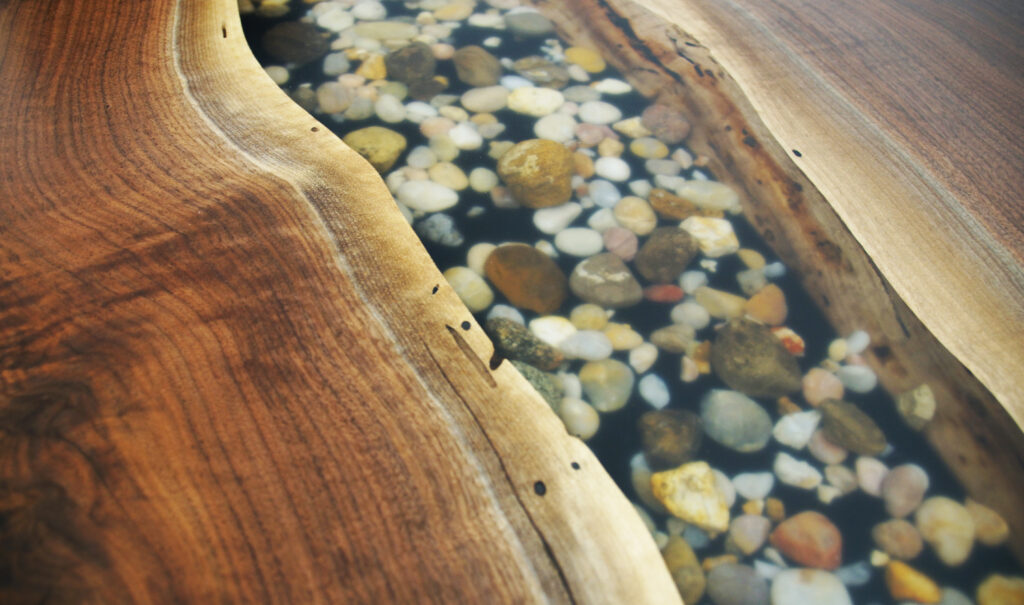 http://Walnut%20River%20Rock%20Desk%202