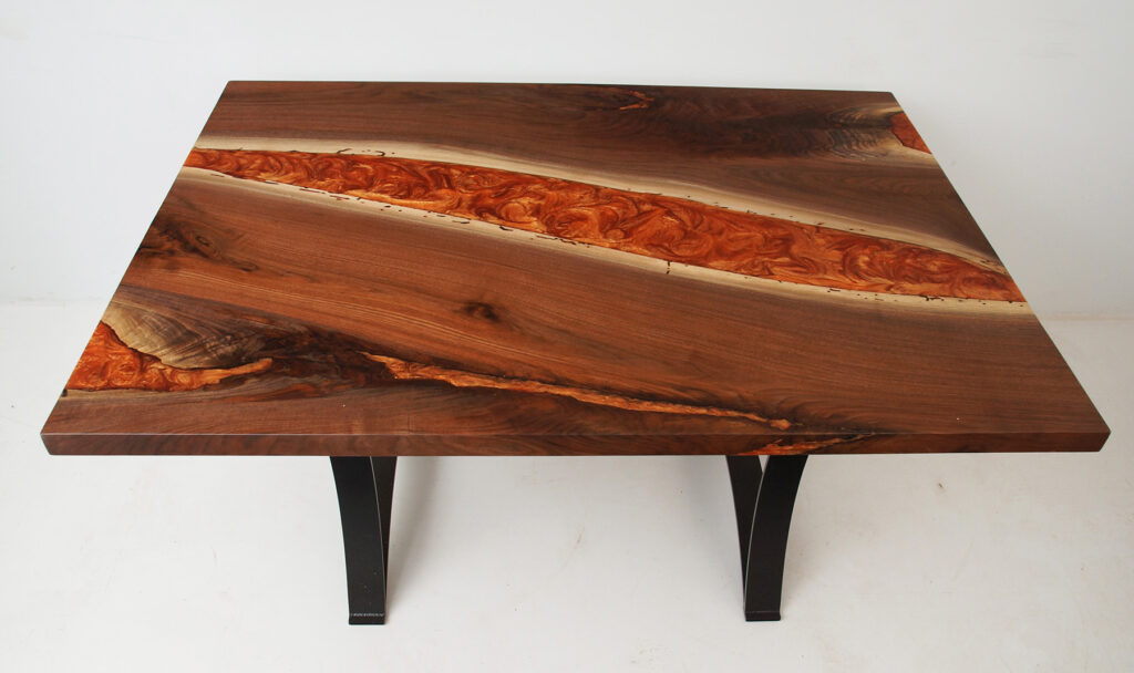 http://Dining%20Table%20With%20Orange%20Resin%201