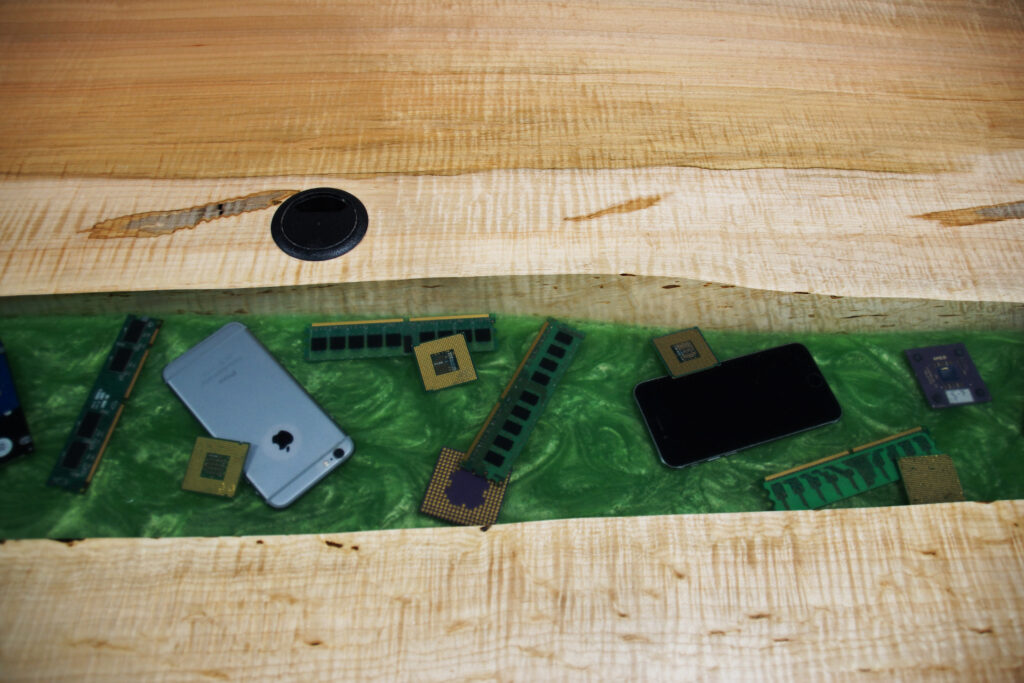 http://Large%20Conference%20River%20Table%20With%20CNC%20Logo%20&%20Embedded%20Electronics%2010