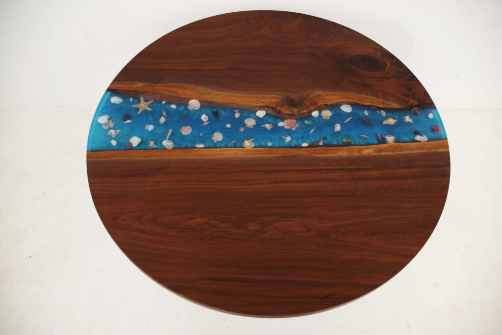 http://LED%20Seashell%20Kitchen%20Table%202