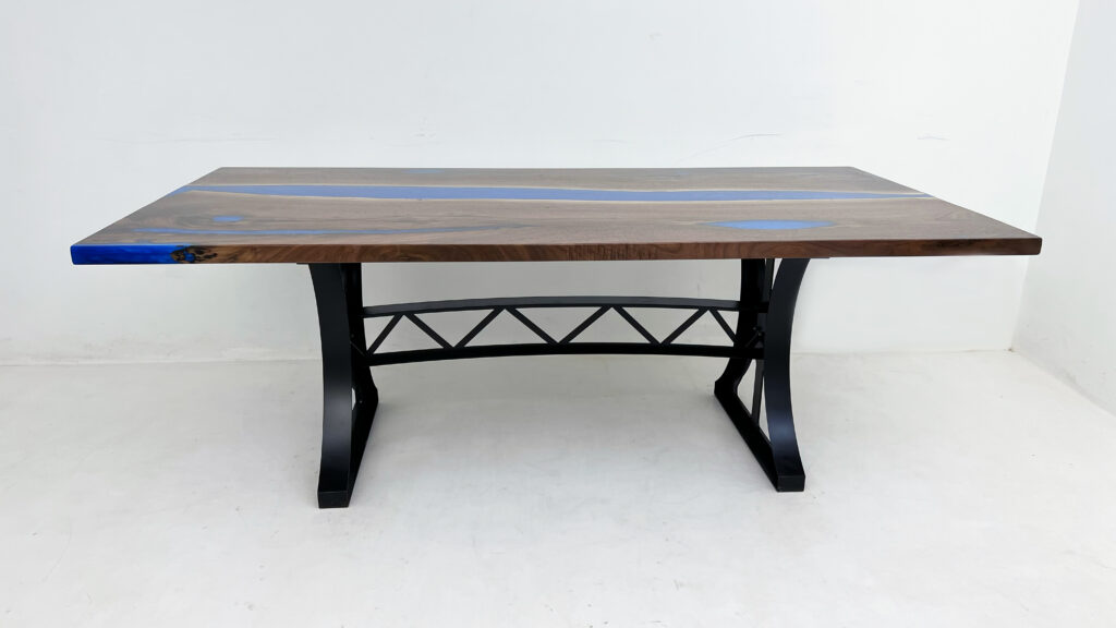 http://Large%20Blue%20Epoxy%20&%20Walnut%20River%20Dining%20Table%206