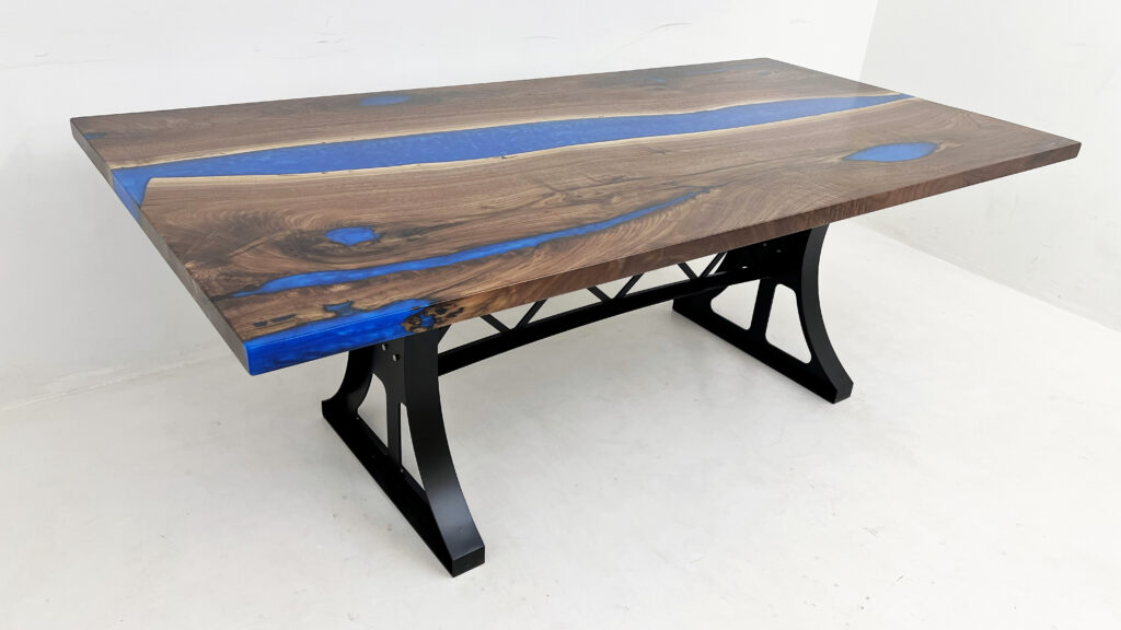 http://Large%20Blue%20Epoxy%20&%20Walnut%20River%20Dining%20Table%205