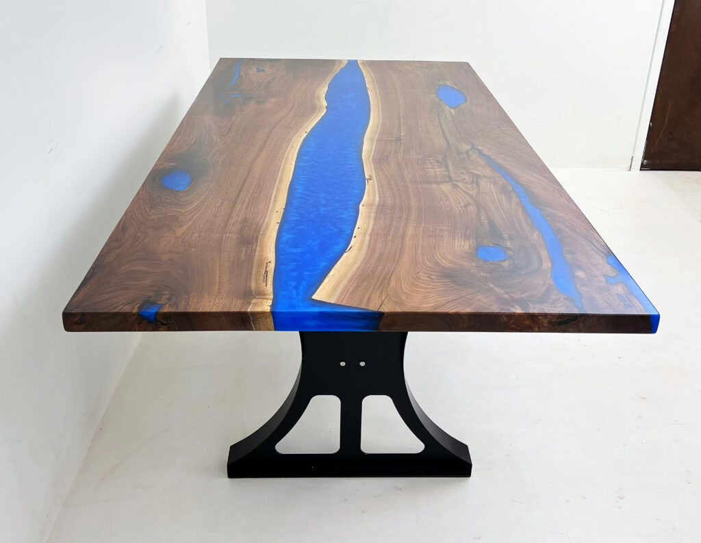 http://Large%20Blue%20Epoxy%20&%20Walnut%20River%20Dining%20Table%202