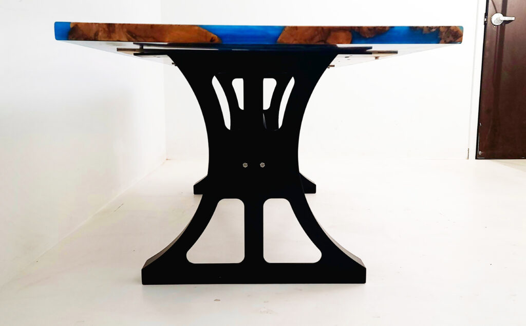 http://Beechwood%20Dining%20Table%20With%20Epoxy%20Rivers%205