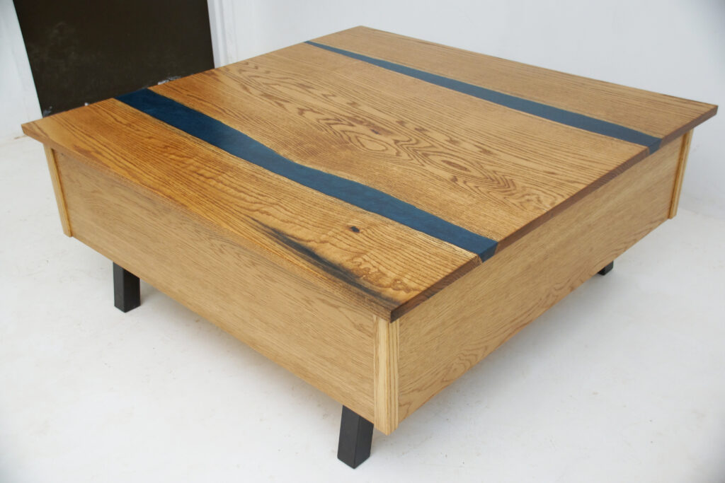 http://Custom%20Blue%20Epoxy%20&%20Oak%20Lift%20Top%20Coffee%20Table%203