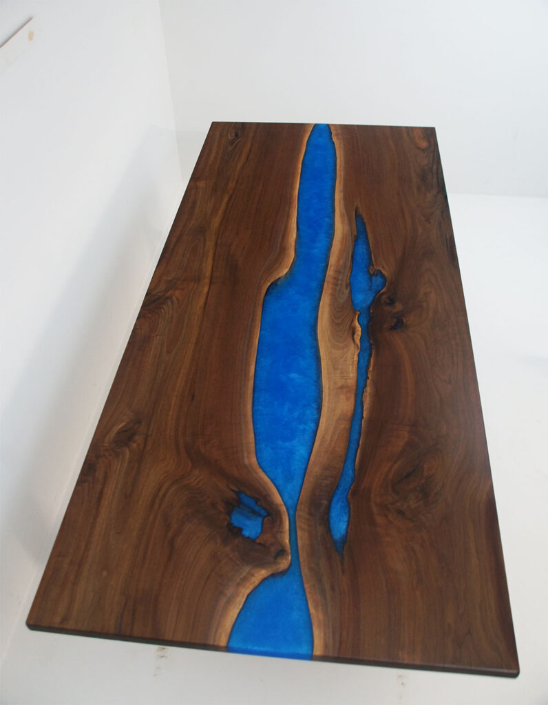 http://Blue%20Epoxy%20Walnut%20Dining%20Table%20with%20River%20and%20Lakes%204