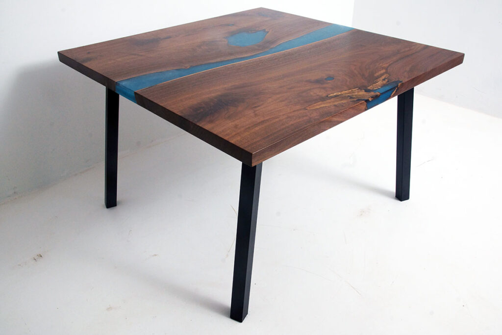 http://Walnut%20River%20Kitchen%20Table%20With%20Teal%20&%20White%20River%203