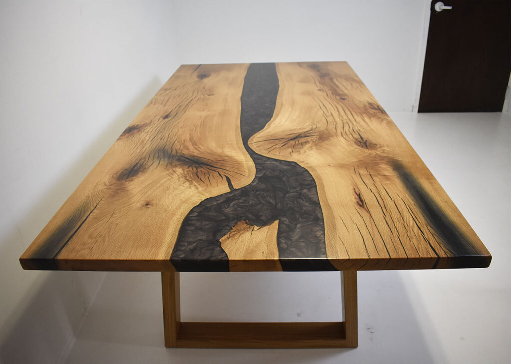 http://White%20Oak%20Gray%20River%20Table%20With%20White%20Oak%20Legs%202