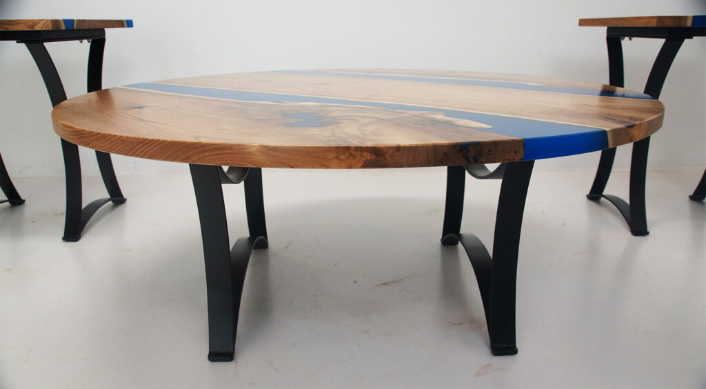 http://Butternut%20Blue%20River%20Coffee%20Table%20&%20Matching%20End%20Tables%208