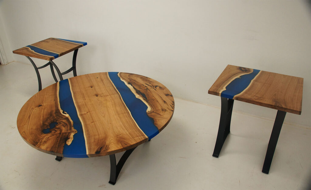 http://Butternut%20Blue%20River%20Coffee%20Table%20&%20Matching%20End%20Tables%203