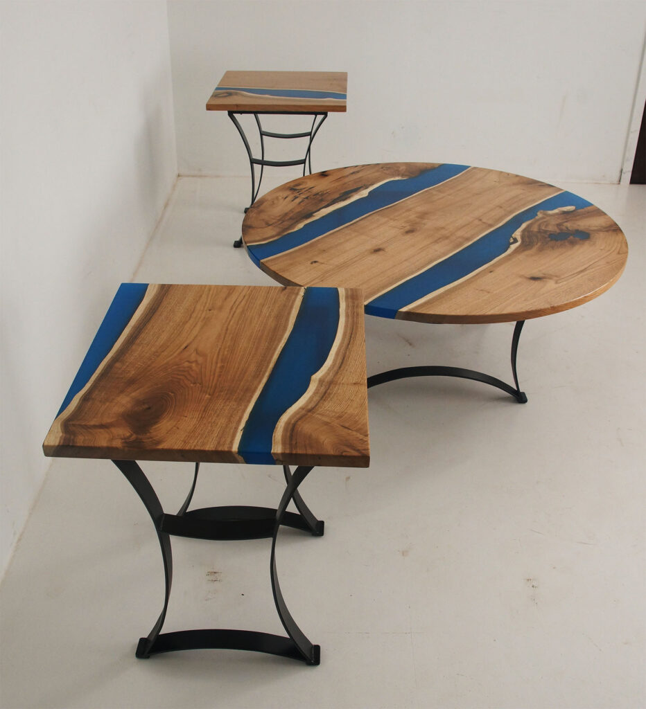 http://Butternut%20Blue%20River%20Coffee%20Table%20&%20Matching%20End%20Tables%202