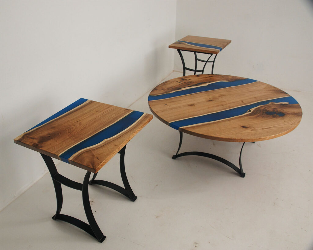 http://Butternut%20Blue%20River%20Coffee%20Table%20&%20Matching%20End%20Tables%201
